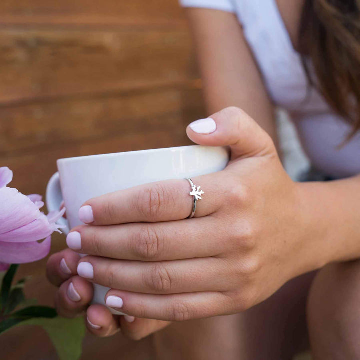 Stylish Handcrafted Coral Ring - Wearing Felicity Coral-Ring-02 Wear Felicity