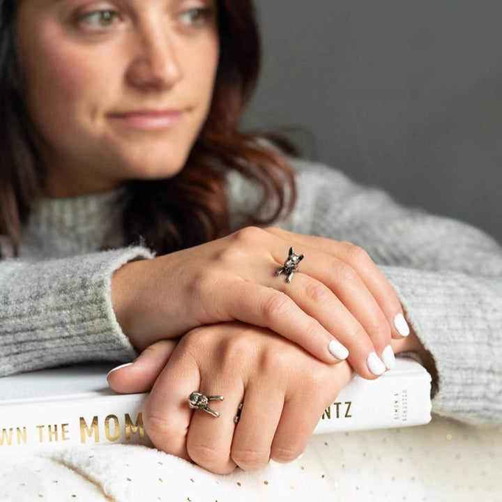 Corgi Wrap Ring – Stylish Jewelry for Dog Lovers - Wearing Felicity Corgi-Wrap-Ring-03 Wear Felicity
