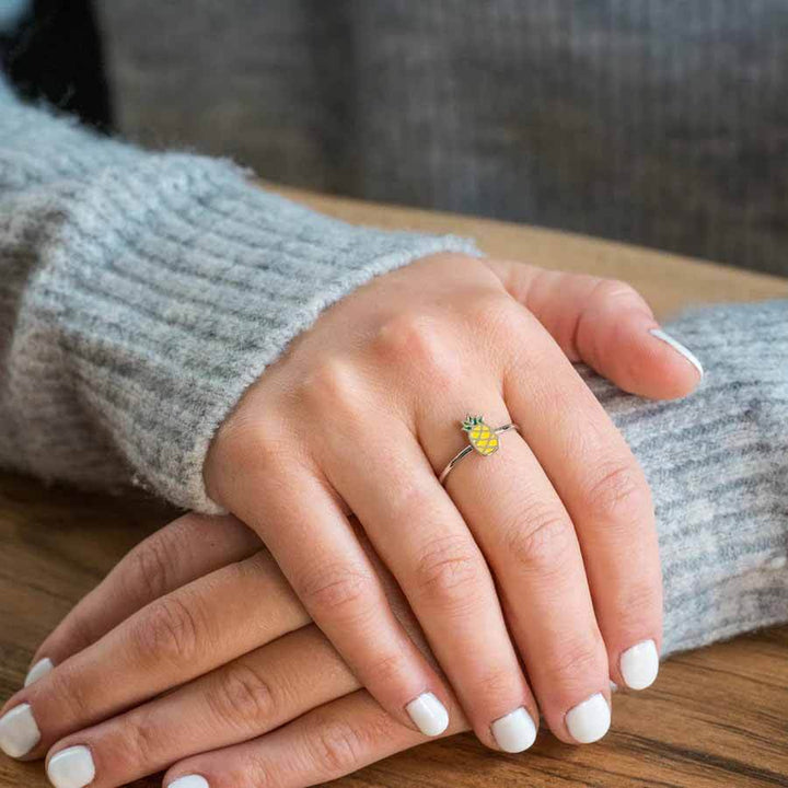 Stylish Enamel Pineapple Ring for Trendy Women - Wearing Felicity Enamel-Pineapple-Ring-02 Wear Felicity