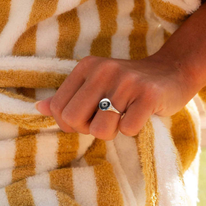 Personalized Engravable Heart Ring - Unique Jewelry - Wearing Felicity Engravable-Signet-Ring-03 Wear Felicity