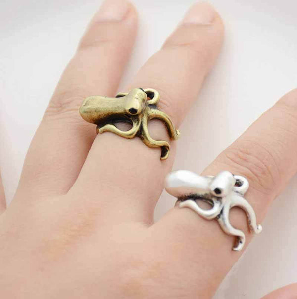 Stylish Octopus Wrap Ring - Wearing Felicity Octopus-Wrap-Ring-01 Wear Felicity