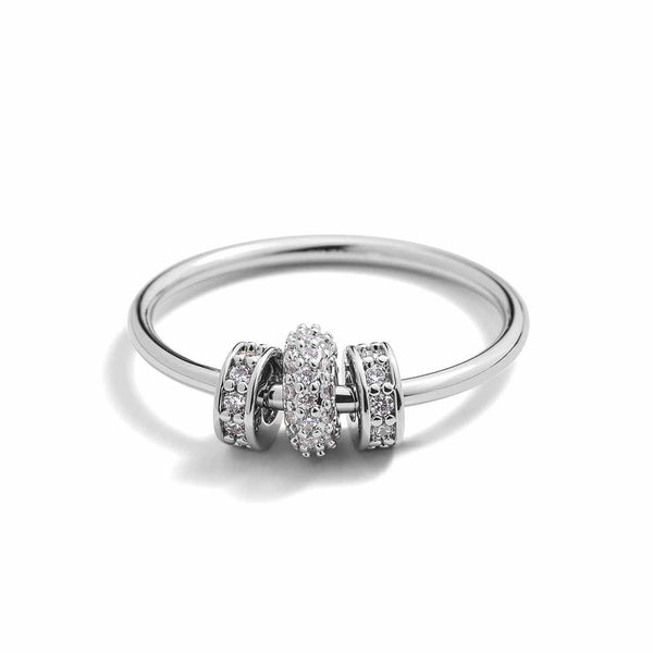 Elegance Meets Calm: Rondelle Trio Fidget Ring - Wearing Felicity Rondelle-Trio-Fidget-Ring-Silver Wear Felicity