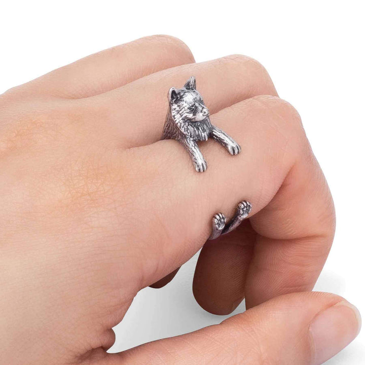 Stylish Samoyed Wrap Ring for Dog Lovers - Wearing Felicity Samoyed-Wrap-Ring Wear Felicity