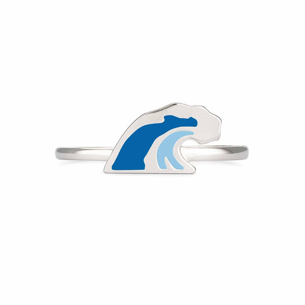 Stylish Wave Ring - Trendy Jewelry for Women - Wearing Felicity Wave-Ring-01 Wear Felicity